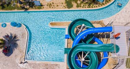 Disney Days & Poolside Nights At Storey Lake