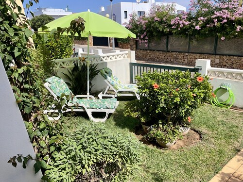 Coastal Holiday Home With Shared Pool