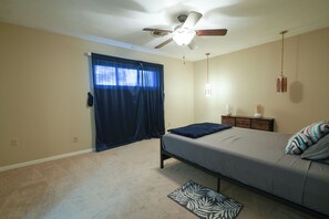 Desk, iron/ironing board, free WiFi, bed sheets