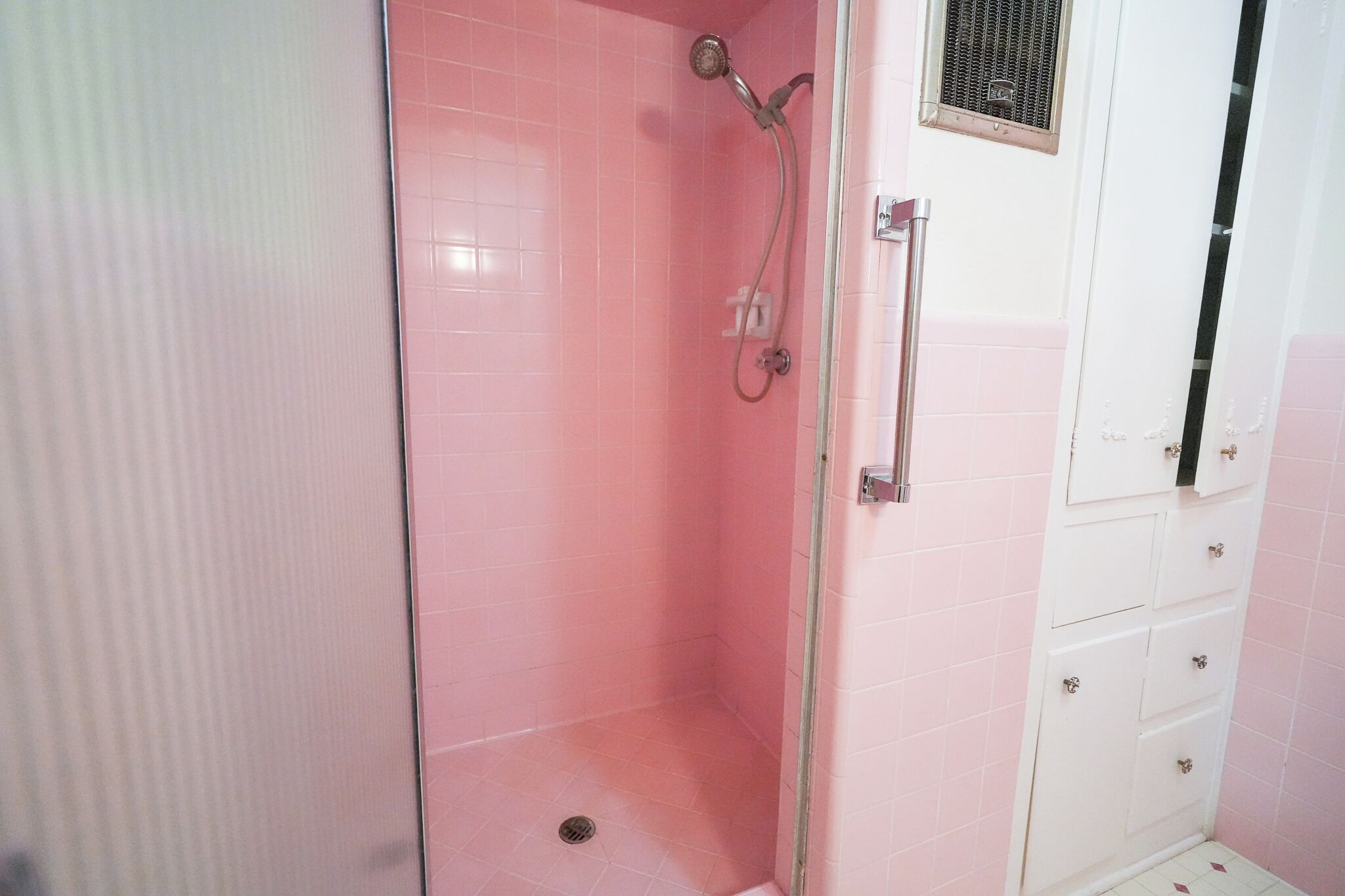 Shower, towels, soap, shampoo