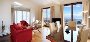 Superior Condo, Multiple Beds, Sea View, Sea Facing | Living area