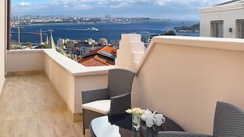 Superior Condo, Multiple Beds, Sea View, Sea Facing | Terrace/patio