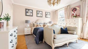 5 Schlafzimmer, Bügeleisen/Bügelbrett, WLAN, Bettwäsche