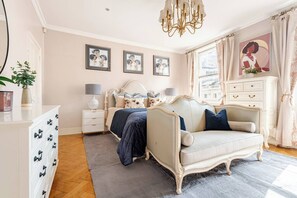 5 Schlafzimmer, Bügeleisen/Bügelbrett, WLAN, Bettwäsche