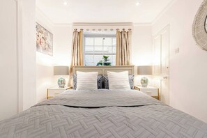 5 Schlafzimmer, Bügeleisen/Bügelbrett, WLAN, Bettwäsche