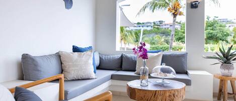 Televisión y oficina