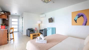 1 habitación, wifi y ropa de cama