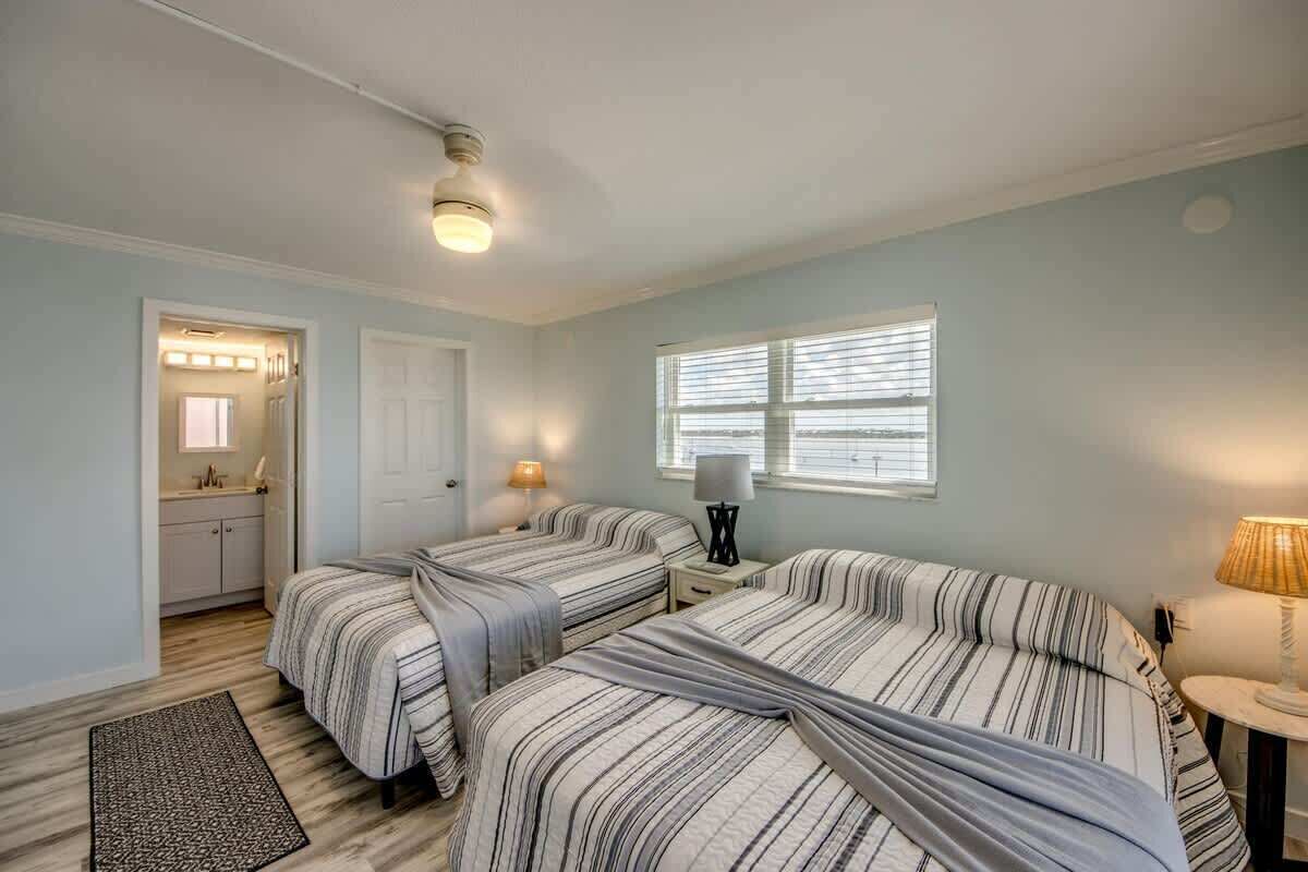 2 habitaciones, tabla de planchar con plancha y wifi gratis 