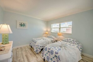 2 dormitorios, tabla de planchar con plancha, wifi gratis y ropa de cama