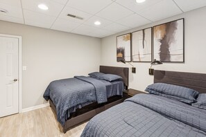 House, 6 Bedrooms | 6 bedrooms, free WiFi
