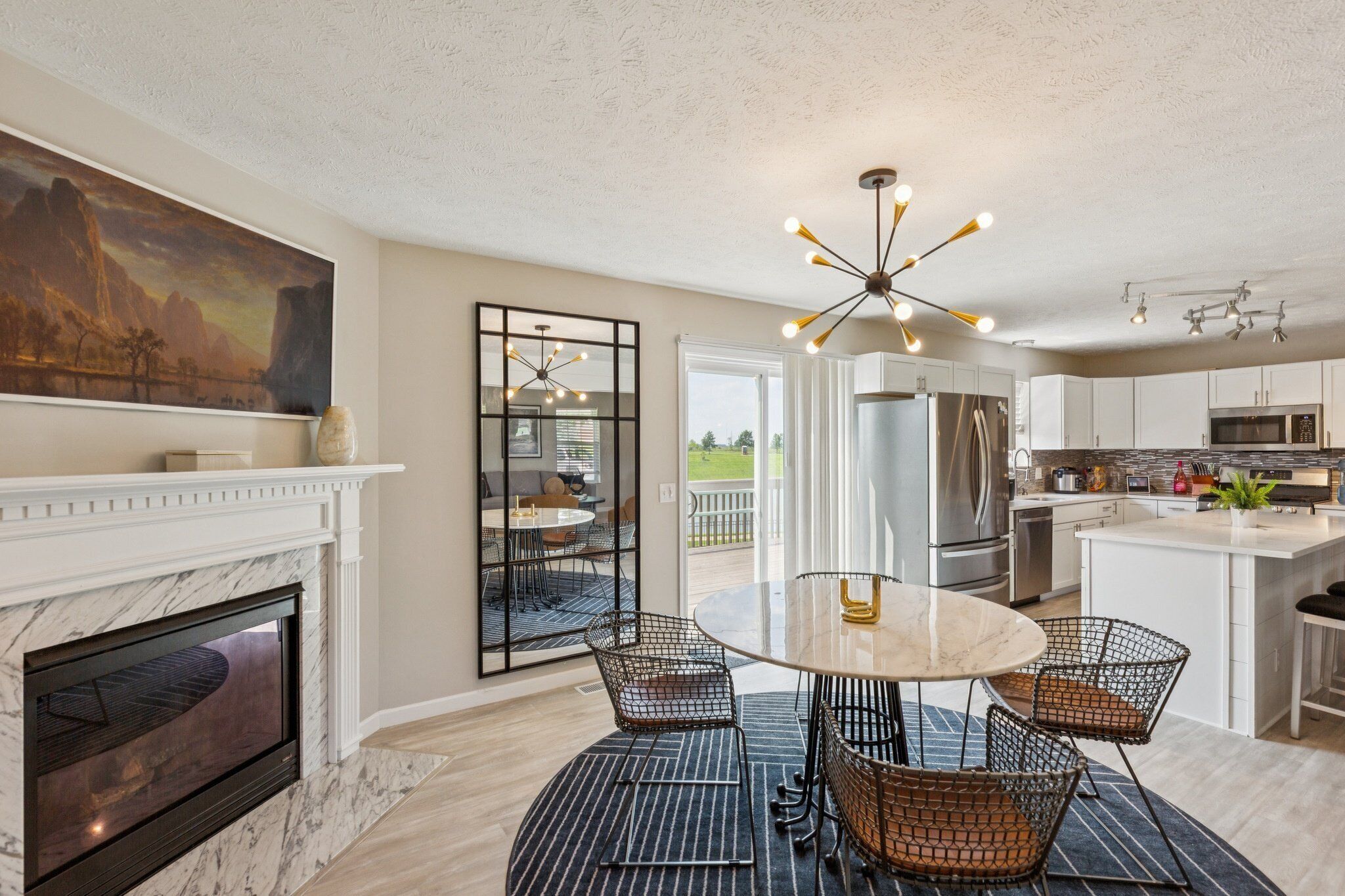 House, 6 Bedrooms | Dining