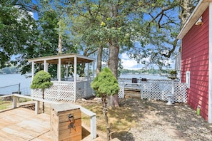 House, 2 Bedrooms | Terrace/patio