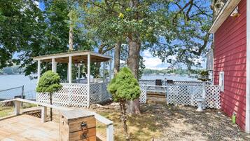 Room, 1 Bedroom | Terrace/patio