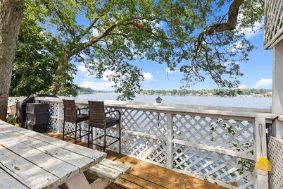 Dave's Last Resort Poolside - Long Stay Discount - Relaxing Cabin 3 1 Bedroom Hotel Room