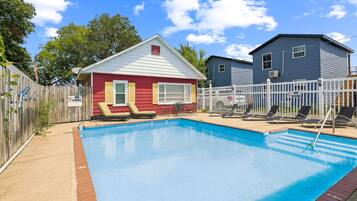 Room, 1 Bedroom | Pool