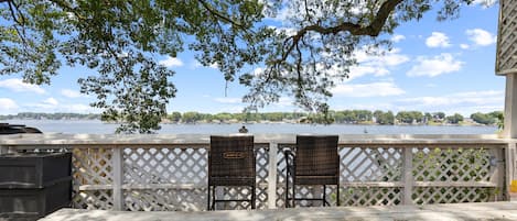 Room, 1 Bedroom | Property grounds