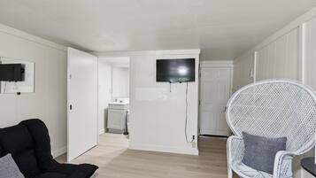 Kamar, 1 kamar tidur | Area keluarga | Smart TV
