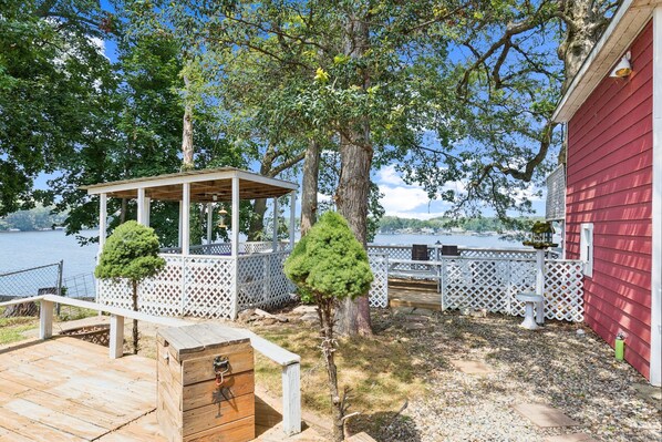 Room, 1 Bedroom | Terrace/patio