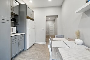 House, 3 Bedrooms | Private kitchen | Fridge, oven, coffee/tea maker