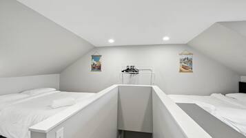 House, 3 Bedrooms | 3 bedrooms, laptop workspace, cribs/infant beds, free WiFi