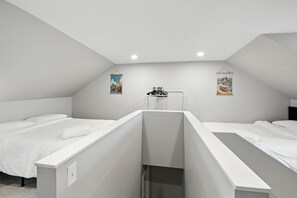 3 chambres, espace de travail pour ordinateur portable