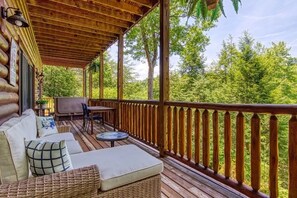 Cabaña, 4 habitaciones | Jardines del alojamiento