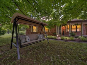 House, 3 Bedrooms | Terrace/patio