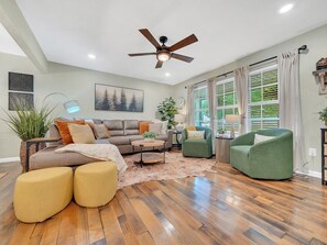 House, 3 Bedrooms | Living area | Smart TV