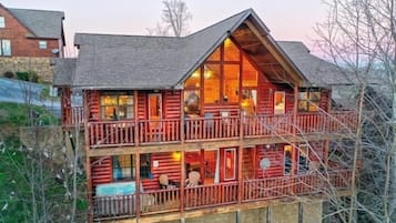 小屋, 4 间卧室 | 外观