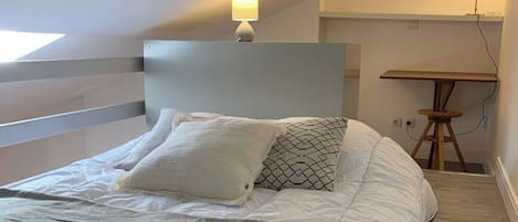 1 bedroom, iron/ironing board, WiFi