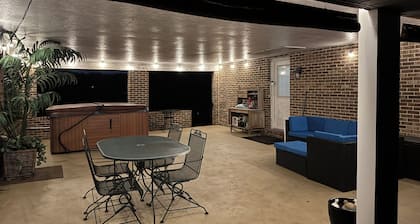 3-bedroom house in Gambrills, in the area of Annapolis, Baltimore, & DC.