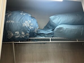 2 bedrooms, free WiFi, bed sheets
