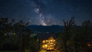 Exterior - Swim in the Clouds - Luxe 6BR Cabin w/ Views & Pool (Pigeon Forge)