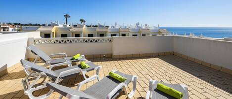 House | Terrace/patio