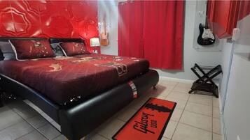 2 bedrooms, iron/ironing board, travel crib, free WiFi
