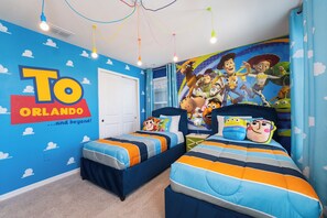 Iron/ironing board, free WiFi - Spacious 9BR Villa Home Theater  Pool (Davenport)