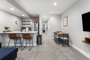 Dining - Modern Private Suite | Walk to Rail + Broncos (Denver)