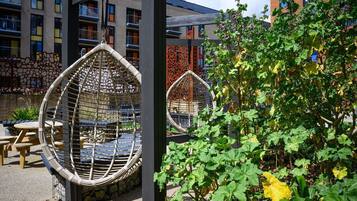 Deluxe Apartment, City View | Property grounds