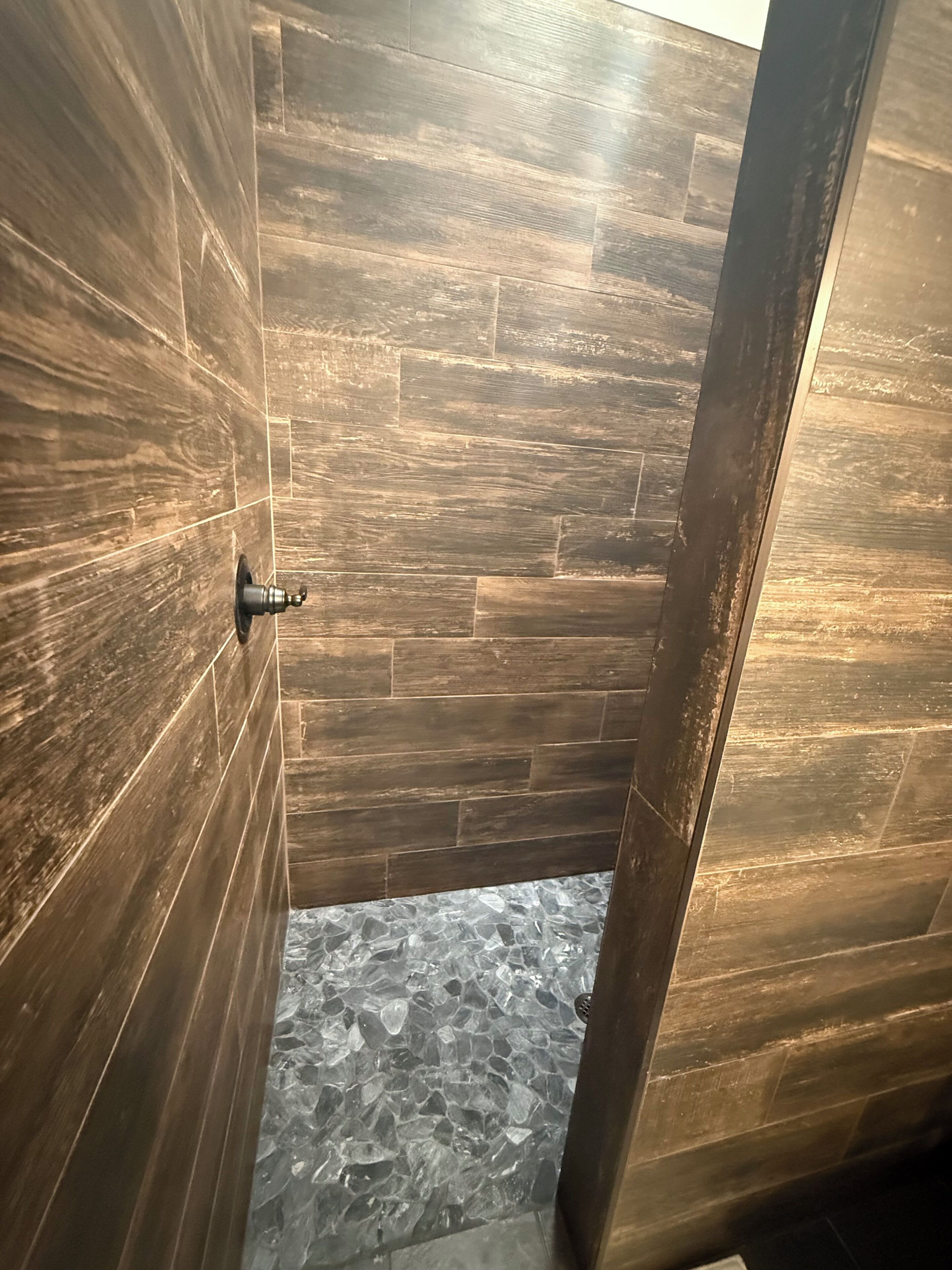 Shower, towels, soap, toilet paper