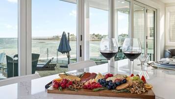 Tempat makan outdoor