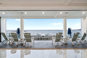 Casa, várias camas, varanda, vista para o oceano (Crescent’s Pearl) | Opções para refeição ao ar livre