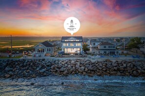 Exterior - Brand New Home Ocean Views Wolf Appliances (Wells)