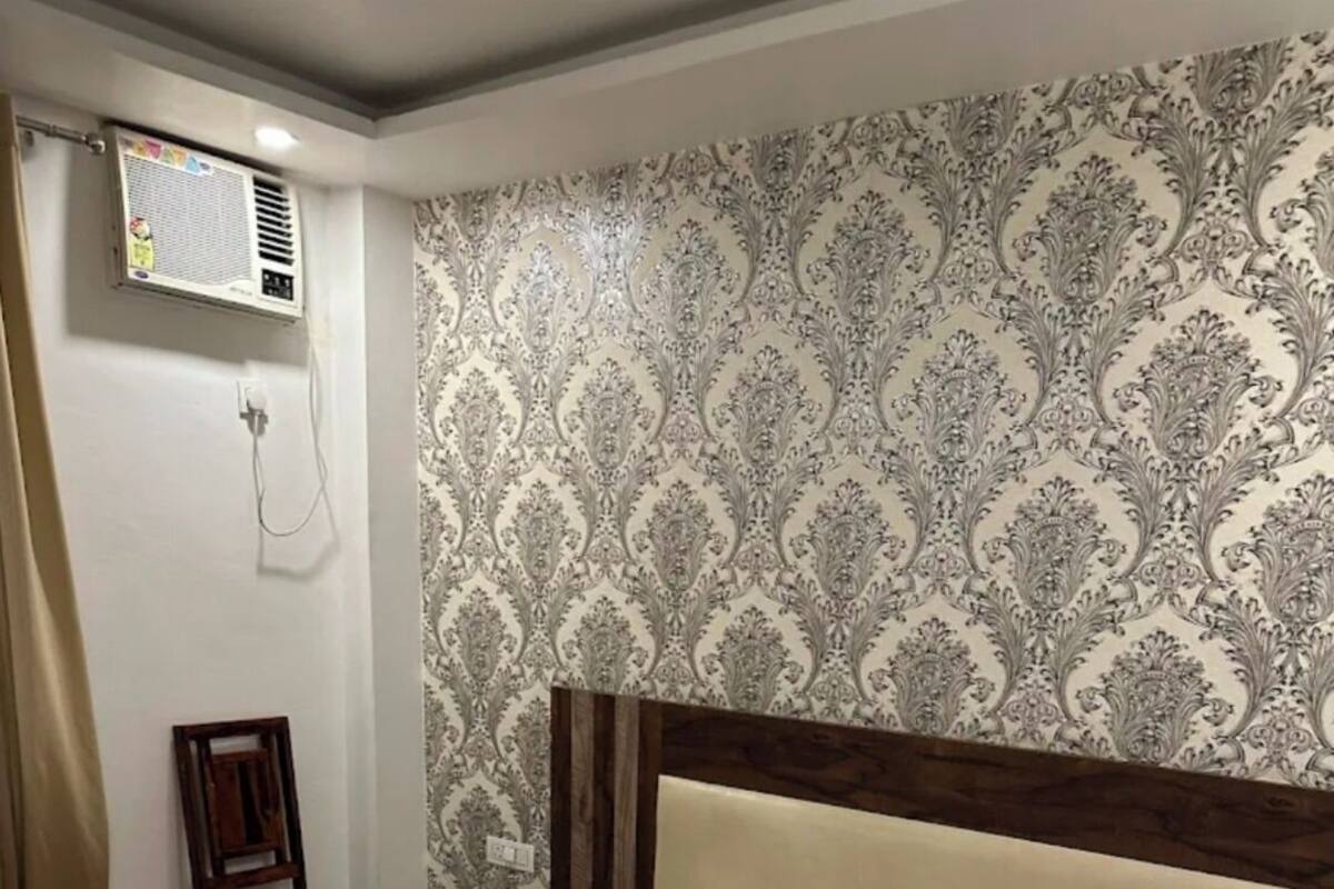 Deluxe Double Room, City View | Desk, laptop workspace, WiFi (free)