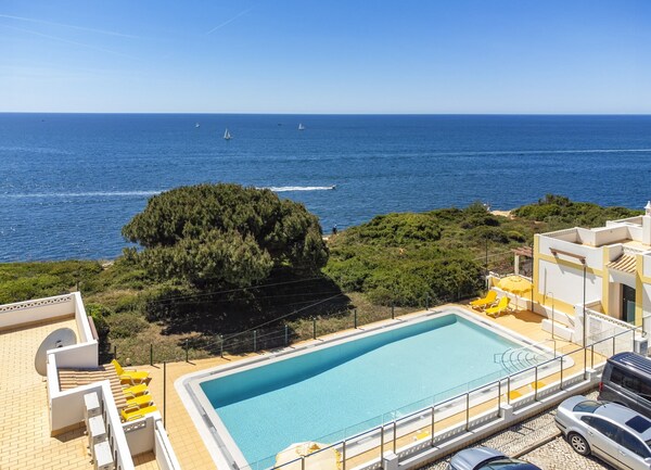 Townhouse Apartment In Benagil With View - Carvoeiro