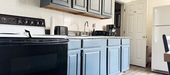 Princeton Place - QUEEN 2BD/1BA Apt