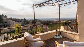 Double Room, Pool View | Terrace/patio