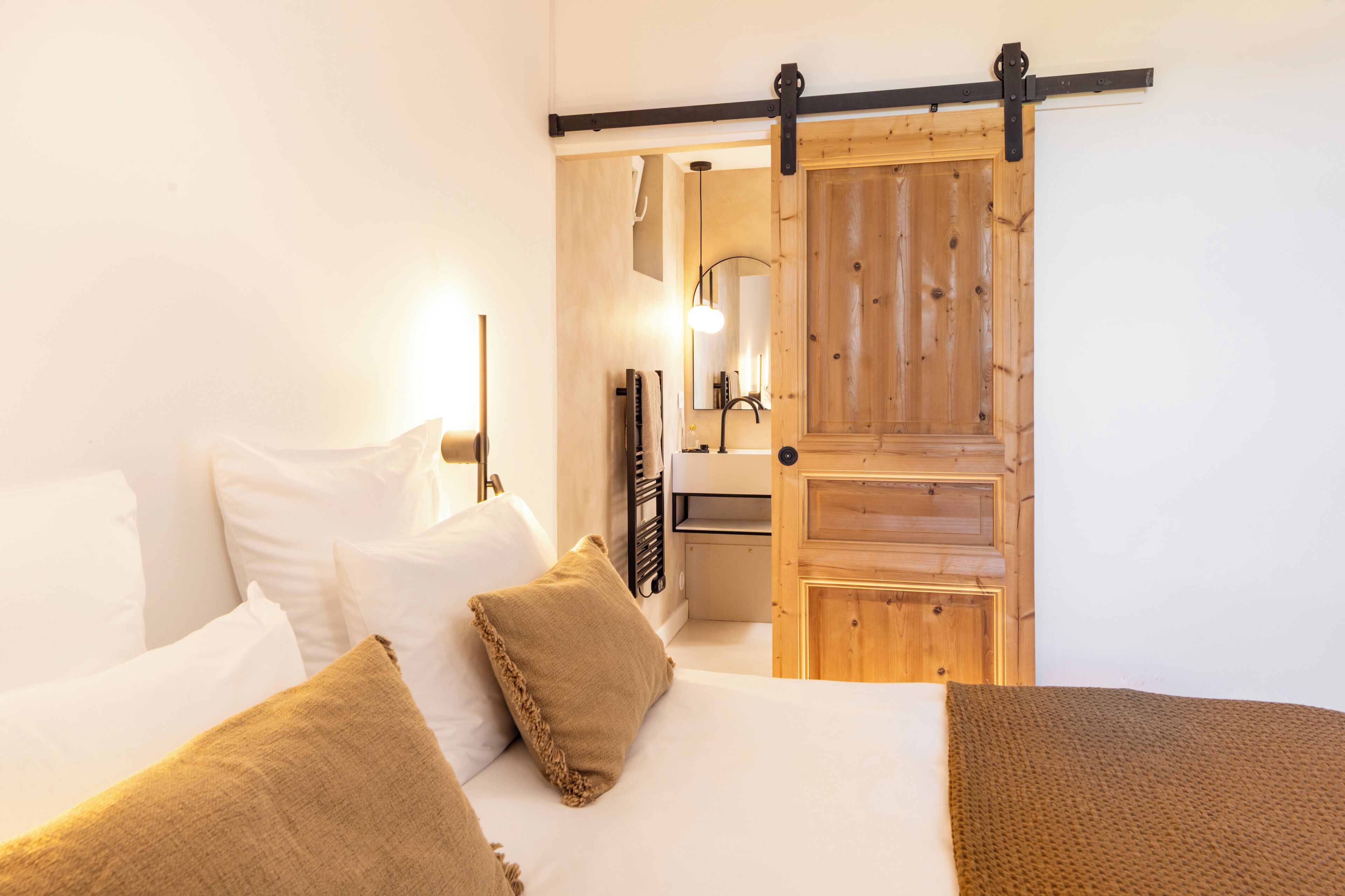 Double Room | In-room safe, free WiFi