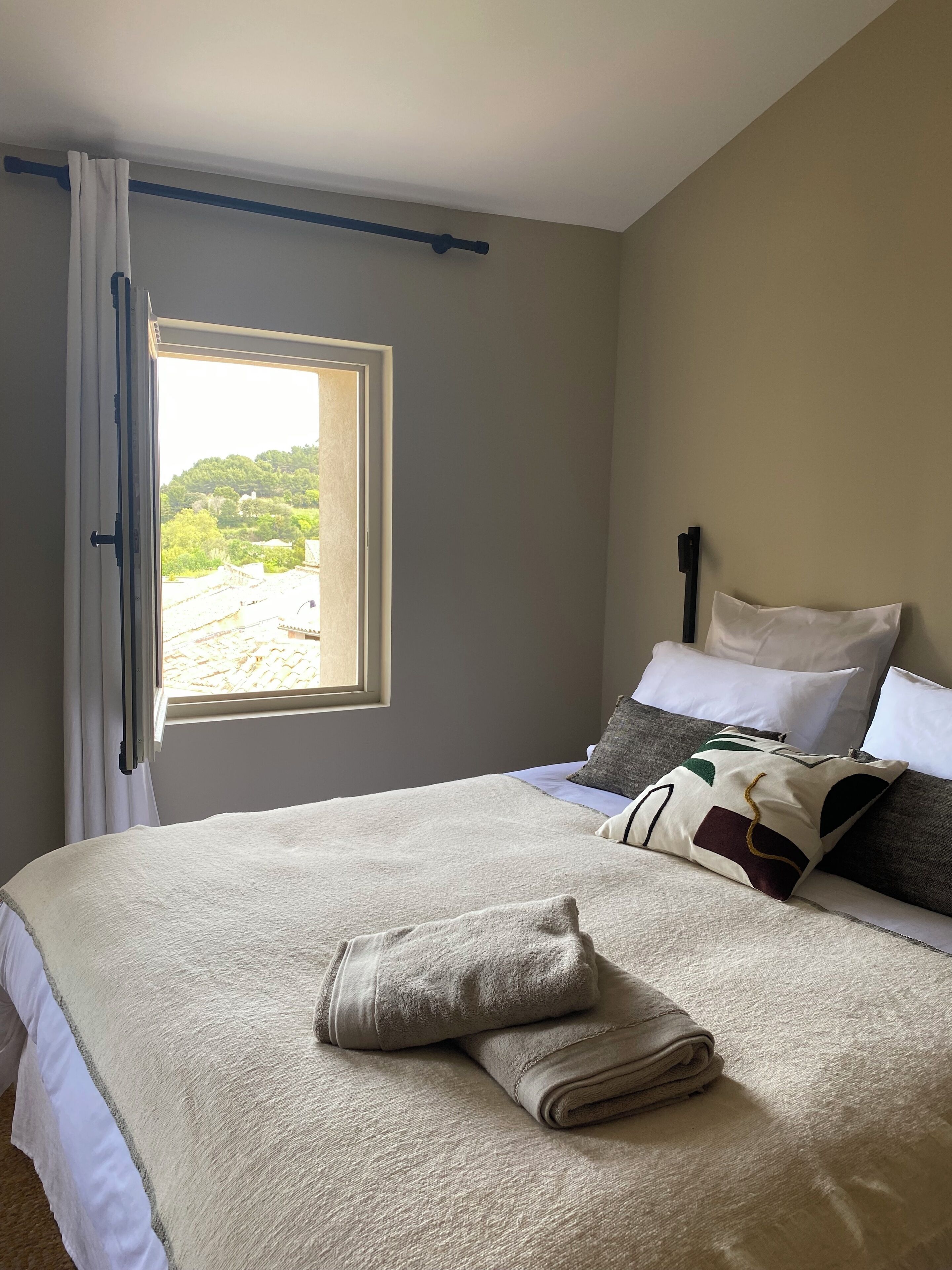 Habitación doble, vistas al valle | Caja fuerte y wifi gratis