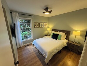 4 Schlafzimmer, Bügeleisen/Bügelbrett, WLAN, Bettwäsche