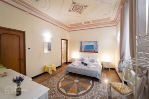 Suite – superior | Blendingsgardiner, strykejern/-brett og wi-fi (inkludert)
